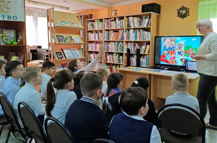 «КНИЖНЫЕ НОВОСЁЛЫ»